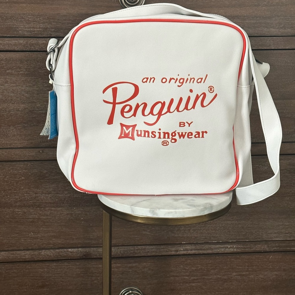 Men Original Penguin Messenger Bag , NWT